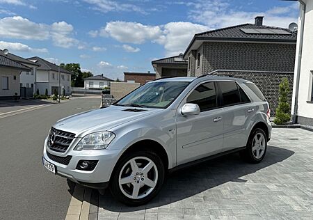 Mercedes-Benz ML 300 CDI 4MATIC BlueEFFICIENCY AHK TÜV NEU