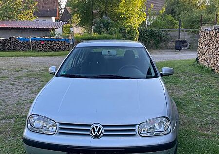 VW Golf Volkswagen 1.4 Benzin