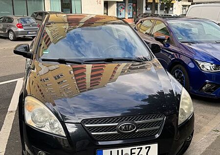 Kia Cee'd / Ceed 1.6 CRDi 115 PS