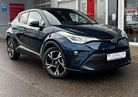 Toyota C-HR 2.0-l-Hybrid Team Deutschland