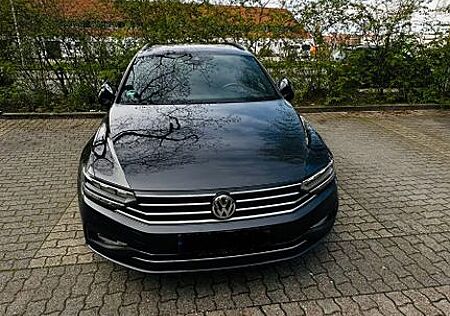 VW Passat Volkswagen 1.5 TSI OPF DSG Business Business