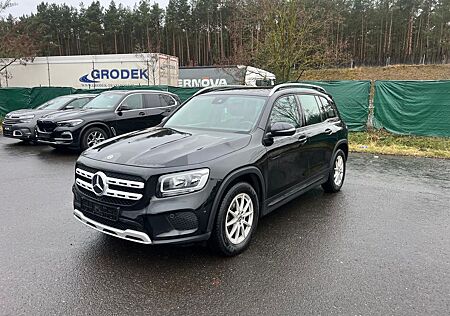 Mercedes-Benz GLB 180 d DCT