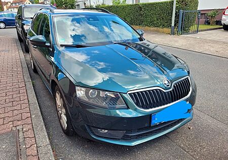 Skoda Octavia 1.4 TSI DSG Eleg. Combi Anhängerkupplung