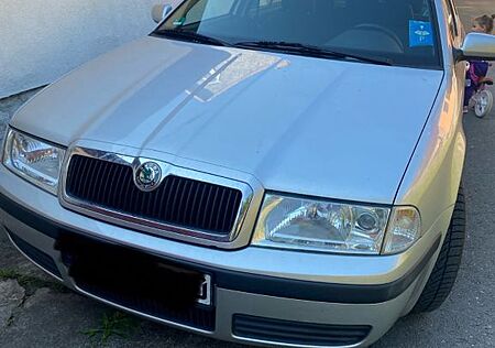 Skoda Octavia 1.6 Classic Classic
