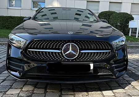 Mercedes-Benz A 250 DCT AMG LinePano Rückfahrkamera *MBUX Navi