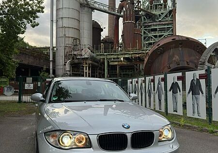 BMW 118i E81 EZ 04/09
