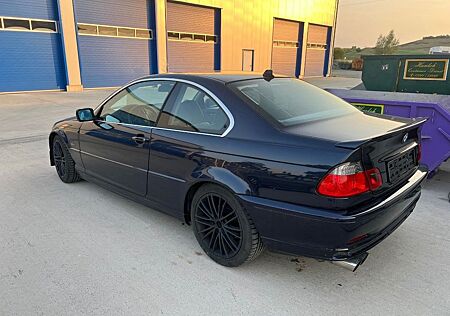 BMW 320Ci -