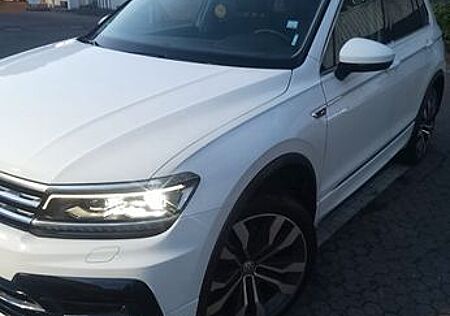 VW Tiguan Volkswagen 2.0 TDI SCR 176kW DSG 4MOTION Highlin...