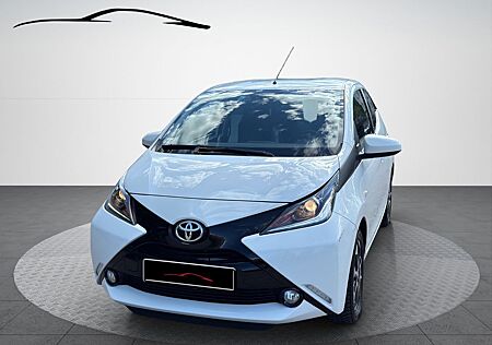 Toyota Aygo (X) Aygo -play Team D Klima / LED / Kamera