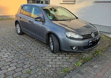 VW Golf Volkswagen 1.2 TSI 63 kW Style