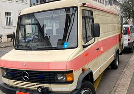 Mercedes-Benz T-Klasse , T2/Ln1, T2(neu) ex RTW & DRK 609D 4l