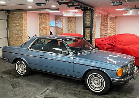 Mercedes-Benz CE 280