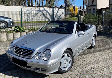 Mercedes-Benz CLK 200 KOMPRESSOR ELEGANCE Elegance