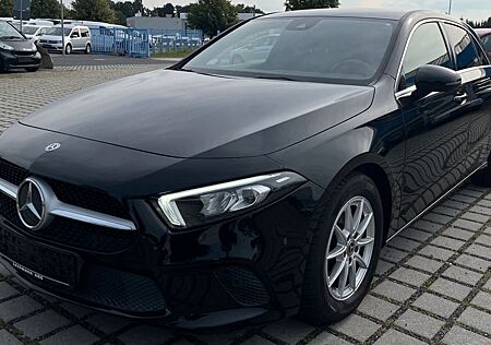 Mercedes-Benz A 180 Lim. "Edition 19" 1-Hd.|MBUX|LED|RFK