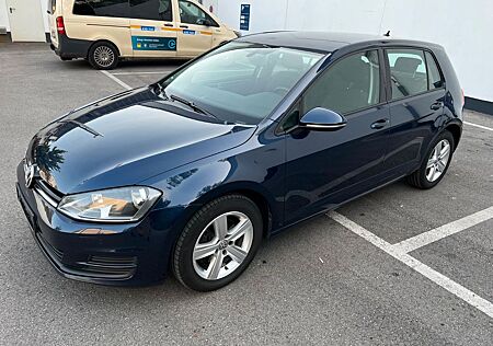 VW Golf Volkswagen VII 2.0 TDI NAVI SHZ TOP ZUSTAND
