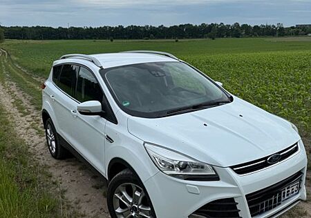 Ford Kuga 2,0 TDCi 4x4 132kW PowerShift