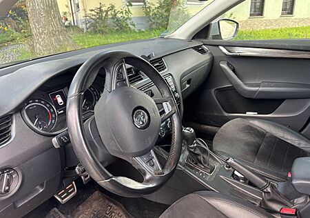 Skoda Octavia 2.0 TDI DSG 4x4 Scout Combi Scout