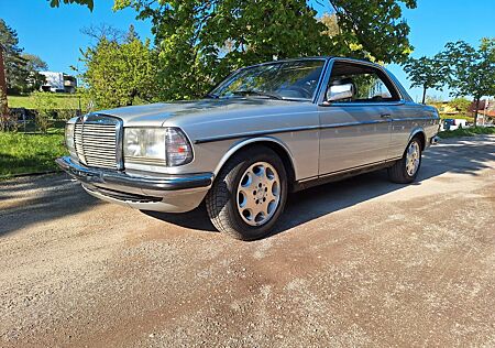 Mercedes-Benz CE 230