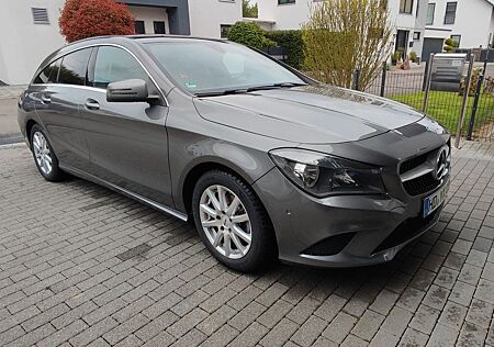 Mercedes-Benz CLA 200 Shooting Brake -