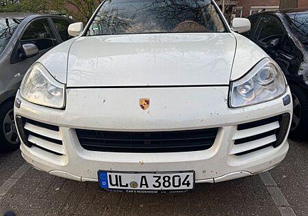 Porsche Cayenne Turbo S Turbo S mit TÜV bis 01.2027