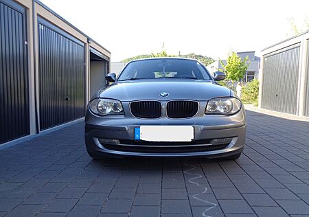 BMW 118d 1er *TÜV NEU* 8fach-Bereifung