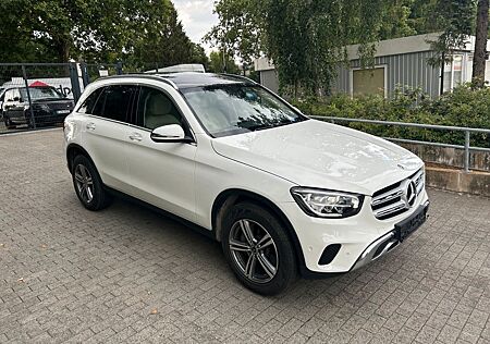 Mercedes-Benz GLC 300 4MATIC Autom./K-GO/PANO/TA/NAVI/TOP