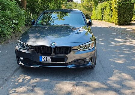 BMW 320d , 19 Zoll, Leder, Lenkradheizung, Euro6, AHK