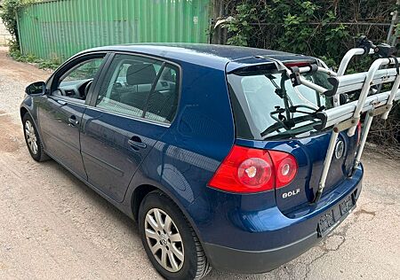 VW Golf Volkswagen 1.6 - Klima, Sitzheizung, Tempomat, ..