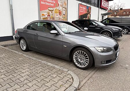 BMW 320i -