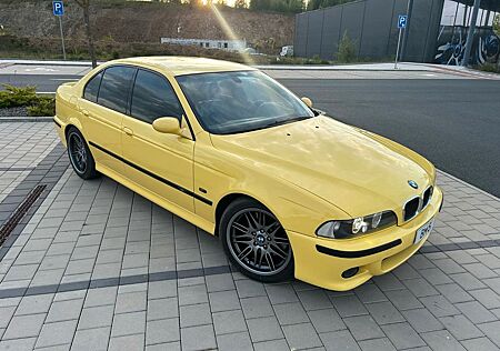 BMW M5 Individual Dakar Yellow 2