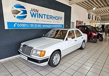 Mercedes-Benz 230 E SCHIEBEDACH AHK