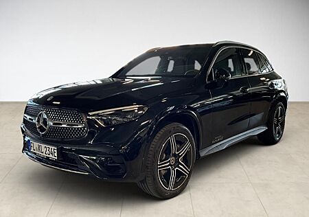 Mercedes-Benz GLC 300 e 4M AMG Pano SpurW LM S-Sitz W-Paket