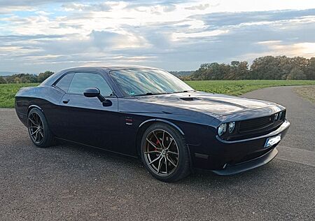 Dodge Challenger R/T 5.7 HEMI V8