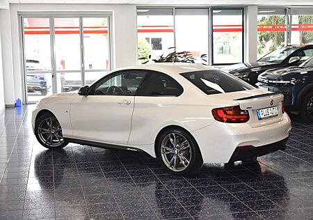 BMW M235i M235 i xDrive M-Performance Aut. Navi Xenon Temp