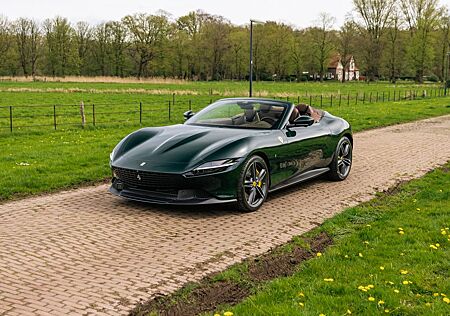 Ferrari Roma Spider 3.9 V8 Carbon, Adas, kamera