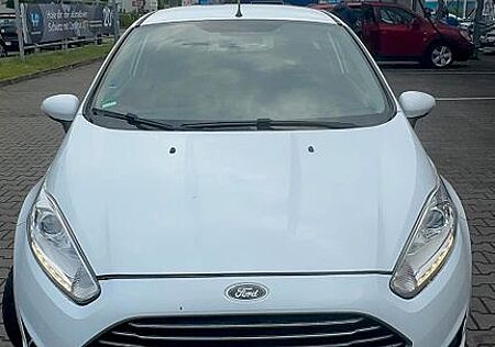 Ford Fiesta 1,5 TDCi 70kW SYNC Edition SYNC Edition