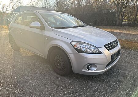 Kia Cee'd / Ceed 1.6 CVVT LX LX ohne tüv