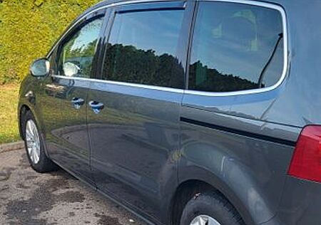 VW Sharan Volkswagen 2.0 TDI DSG 125kW BMotion Tech Highli...