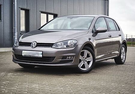 VW Golf Volkswagen 1.2 TSI 63kW BMT Comfortline Top gepflegt