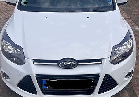 Ford Focus 2.0 TDCI Automatik 140ps TÜV Neu