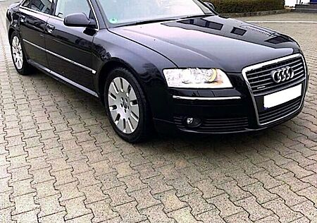 Audi A8 3.0 TDI (DPF) tiptronic quattro -