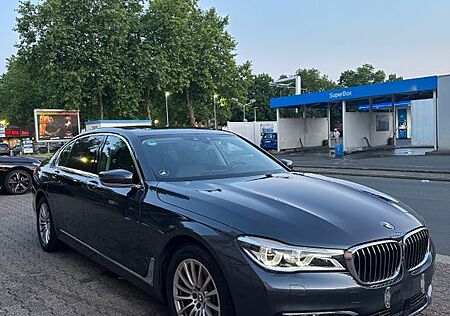 BMW 730Ld Schiebedach Harmann Kardon uvm.