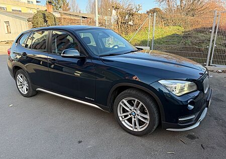 BMW X1 18 d sDrive X-Line*HiFi*PDC*Bi-XENON*T-LEDER