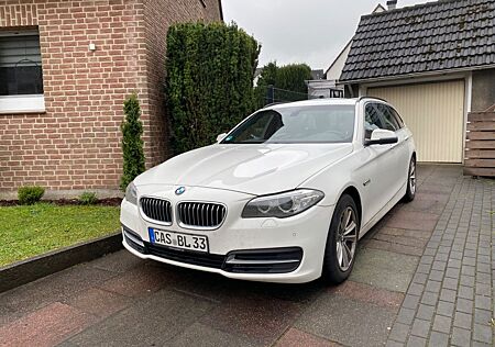 BMW 530d Touring A -