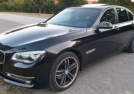 BMW 730d -d Faceli.Indivi./Softcl./Schiebed./HUD/20'