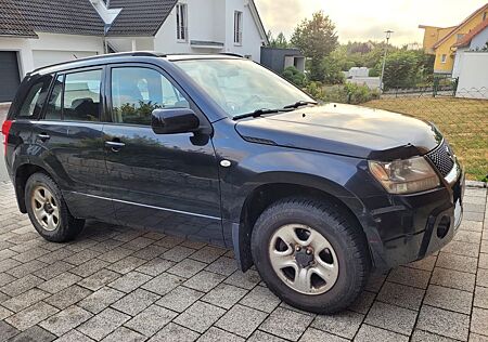 Suzuki Grand Vitara 2.0 Club Club