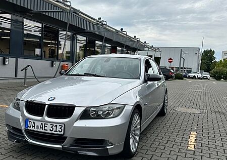 BMW 318i -