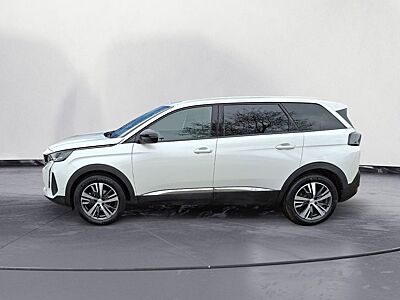 Peugeot 5008 PureTech 130 Allure Pack Navi LED AHK PDC K