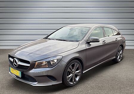 Mercedes-Benz CLA 220 Shooting Brake ALLRAD*Navi* 1.Hand