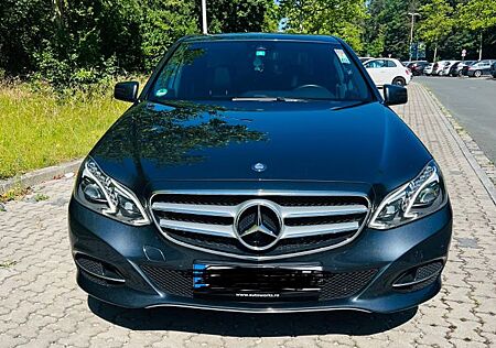 Mercedes-Benz E 220 BlueTEC BE Edition AVANTG. Autom. Edit...